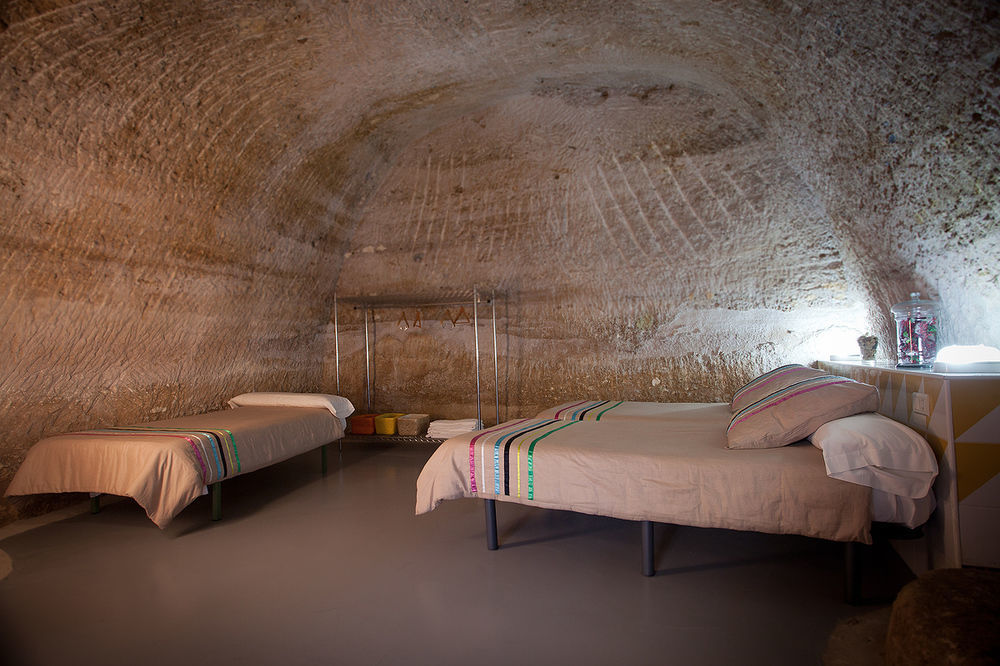 Cuevas Rurales Bardeneras Hotell Valtierra Exteriör bild