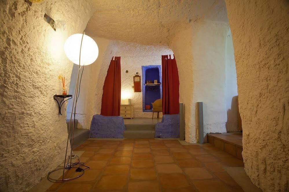 Cuevas Rurales Bardeneras Hotell Valtierra Exteriör bild